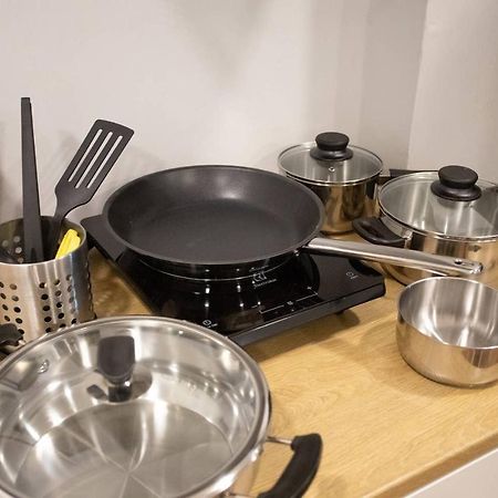 U3 Large 2 Bedroom Full Kitchen Near Bts Udomsuk Bangkok Buitenkant foto