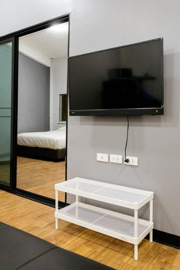 U3 Large 2 Bedroom Full Kitchen Near Bts Udomsuk Bangkok Buitenkant foto