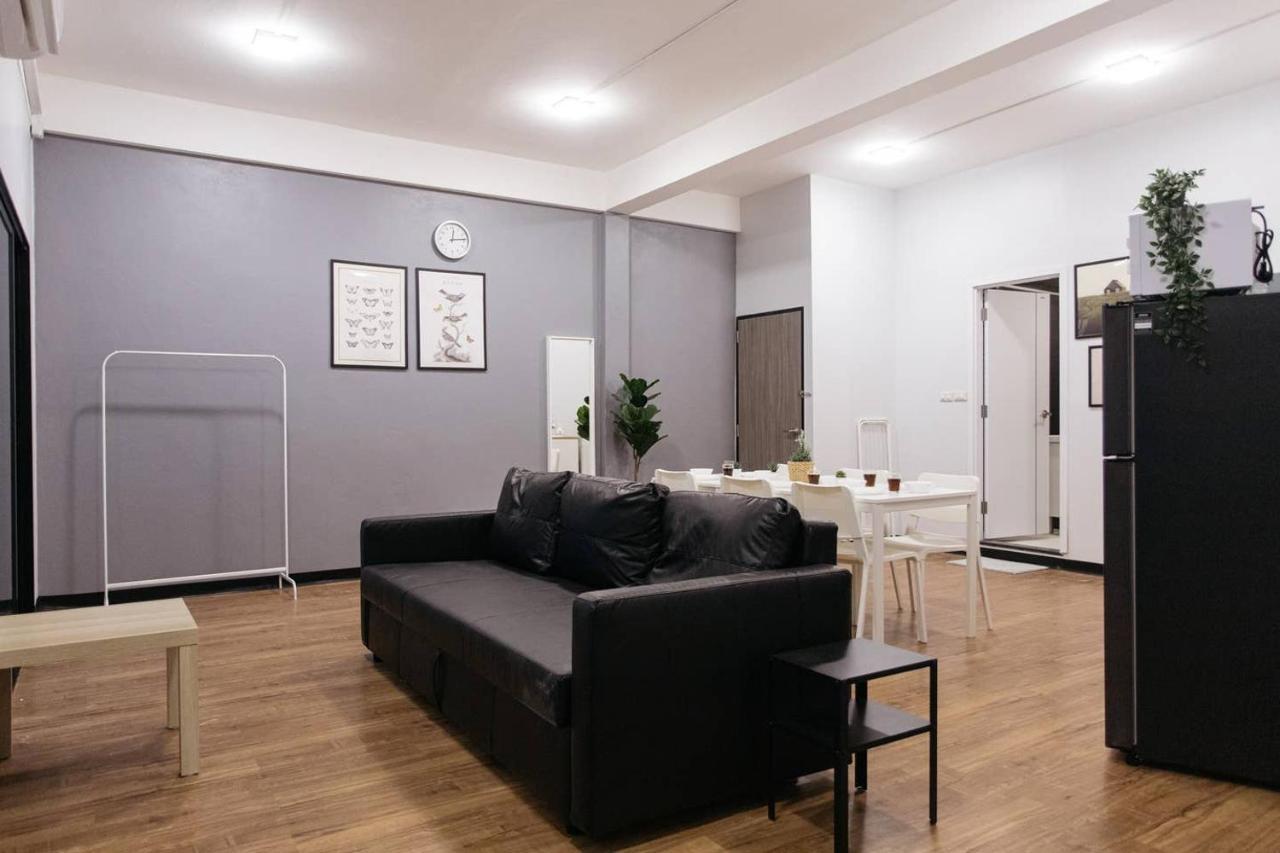 U3 Large 2 Bedroom Full Kitchen Near Bts Udomsuk Bangkok Buitenkant foto